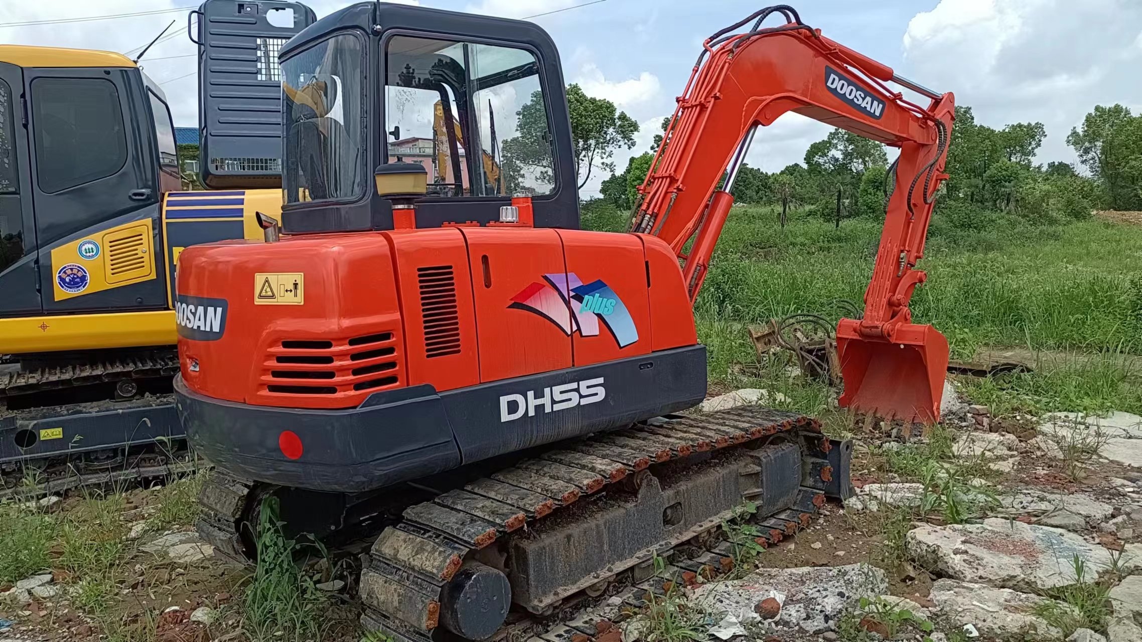 Used DOOSAN DH55 Excavator
