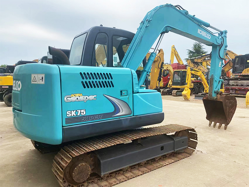Used KOBELCO SK75-8 Excavator