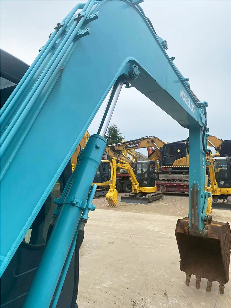 Used KOBELCO SK75-8 Excavator