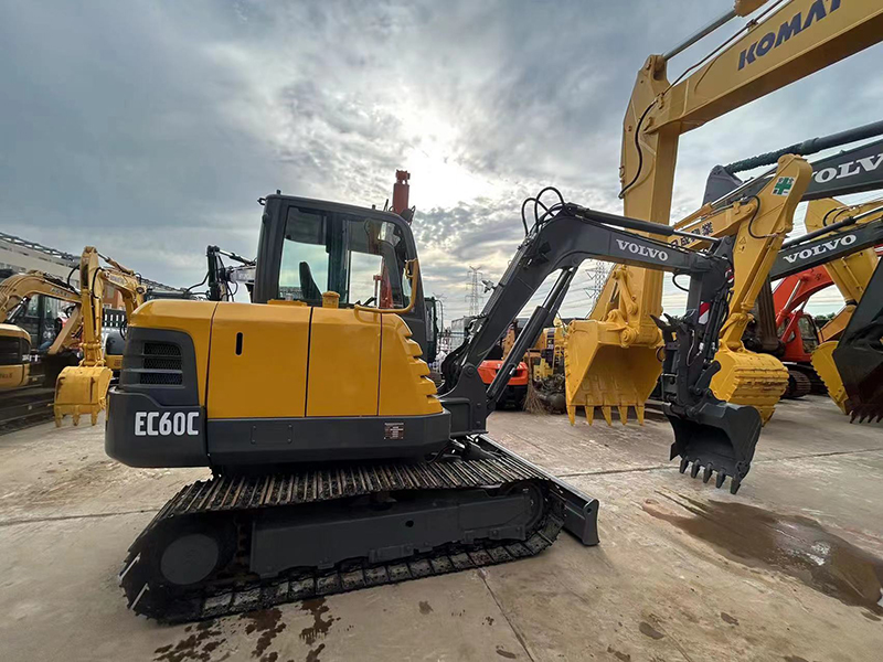 Used VOLVO EC60C Excavator