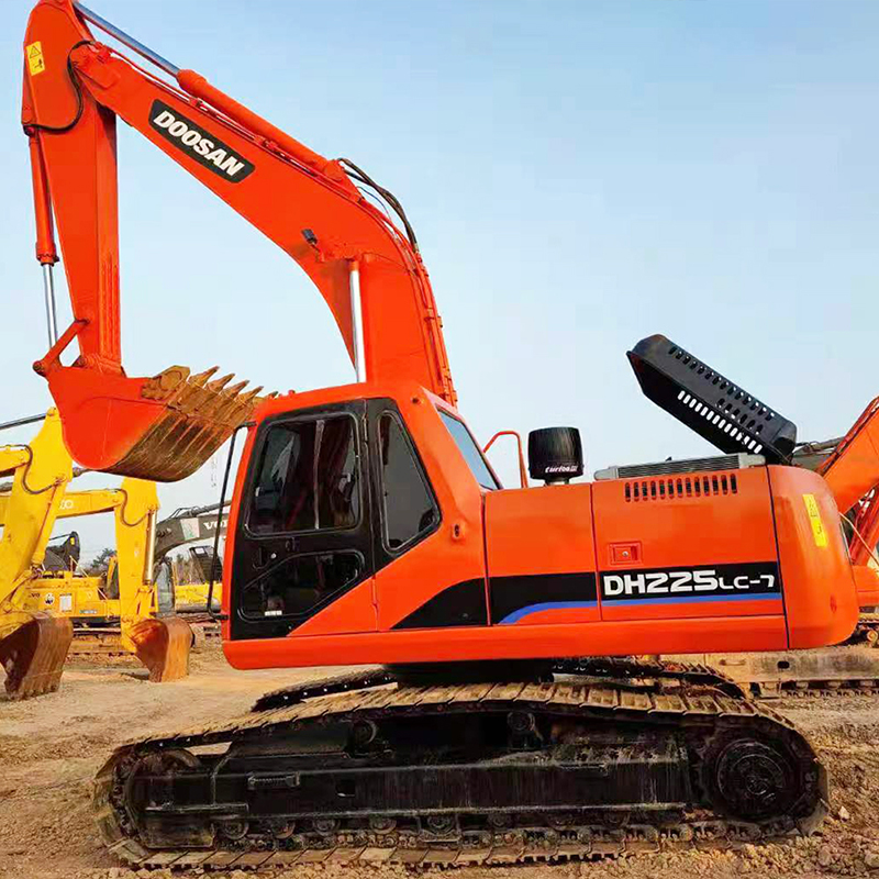 Used DOOSAN DH225-7 Excavator