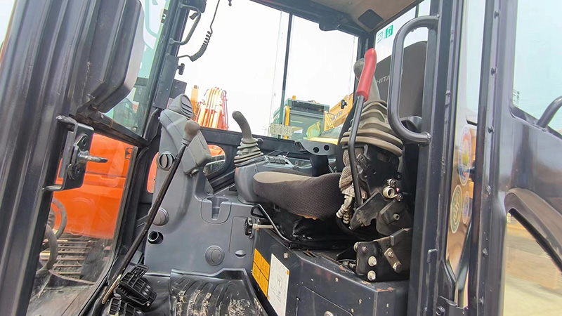 Used HITACHI ZX55U Excavator