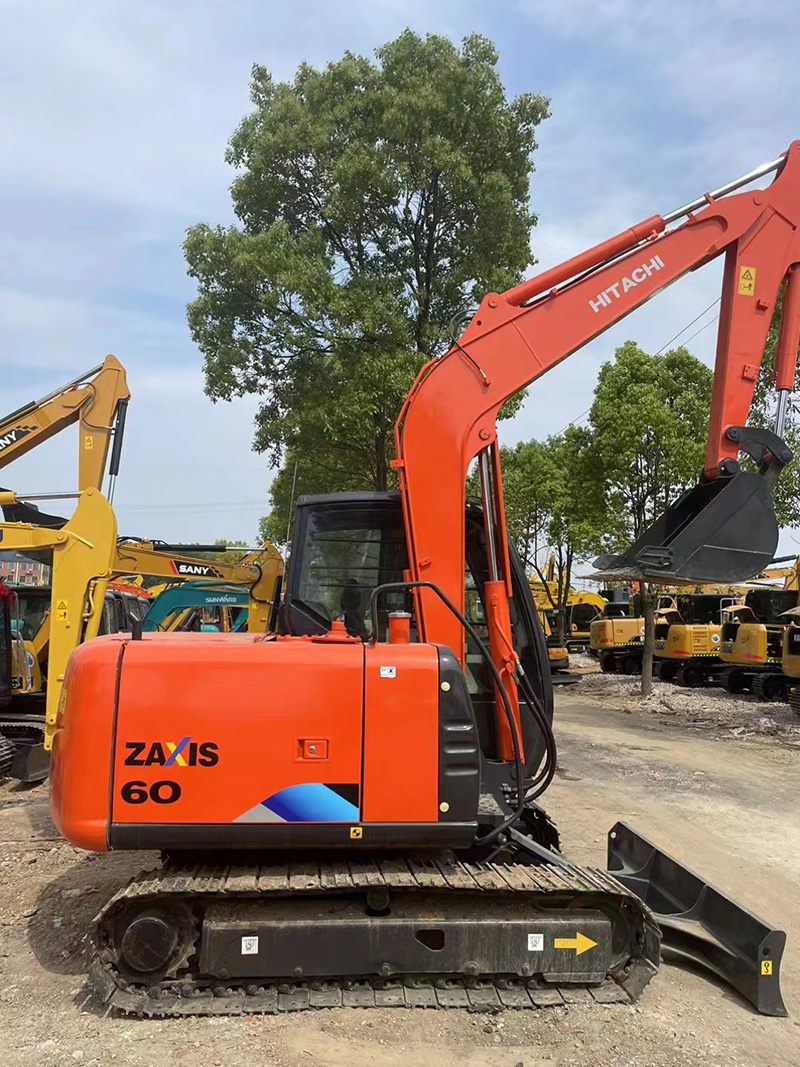 Used HITACHI ZX60 Excavator