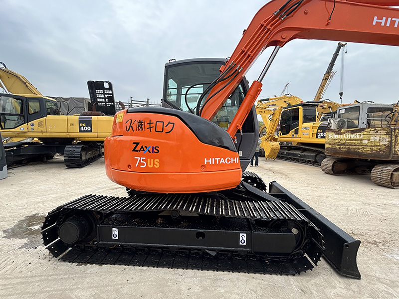 Used HITACHI ZX75US Excavator