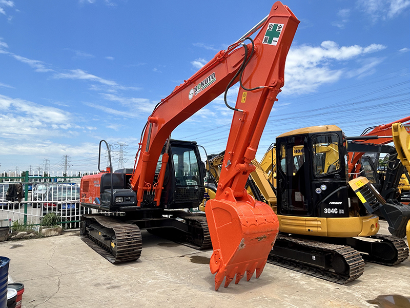 Used HITACHI ZX120-6 Excavator