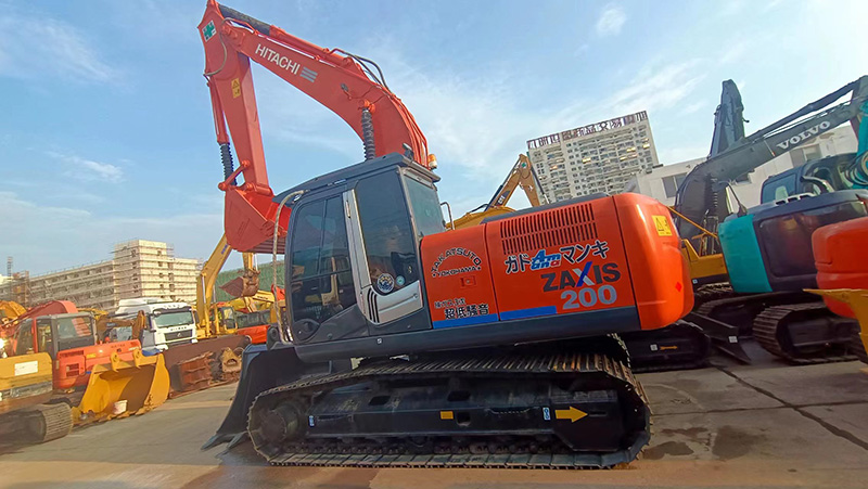 Used HITACHI ZX200-5A Excavator