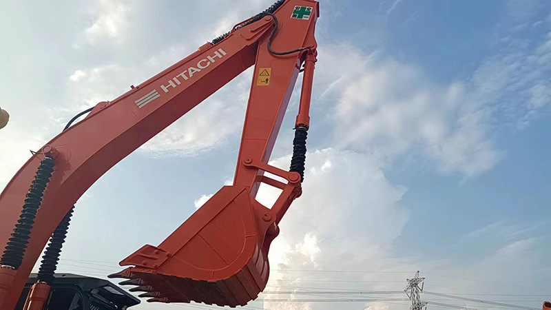 Used HITACHI ZX200-5A Excavator