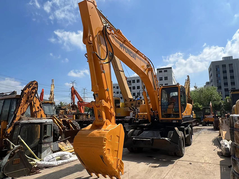 Used HYUNDAI 210-9 Wheel Excavator