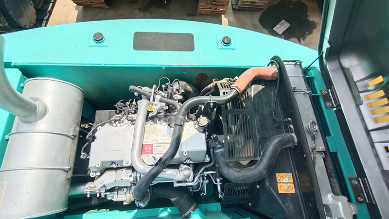 Used KOBELCO SK200-8 Excavator