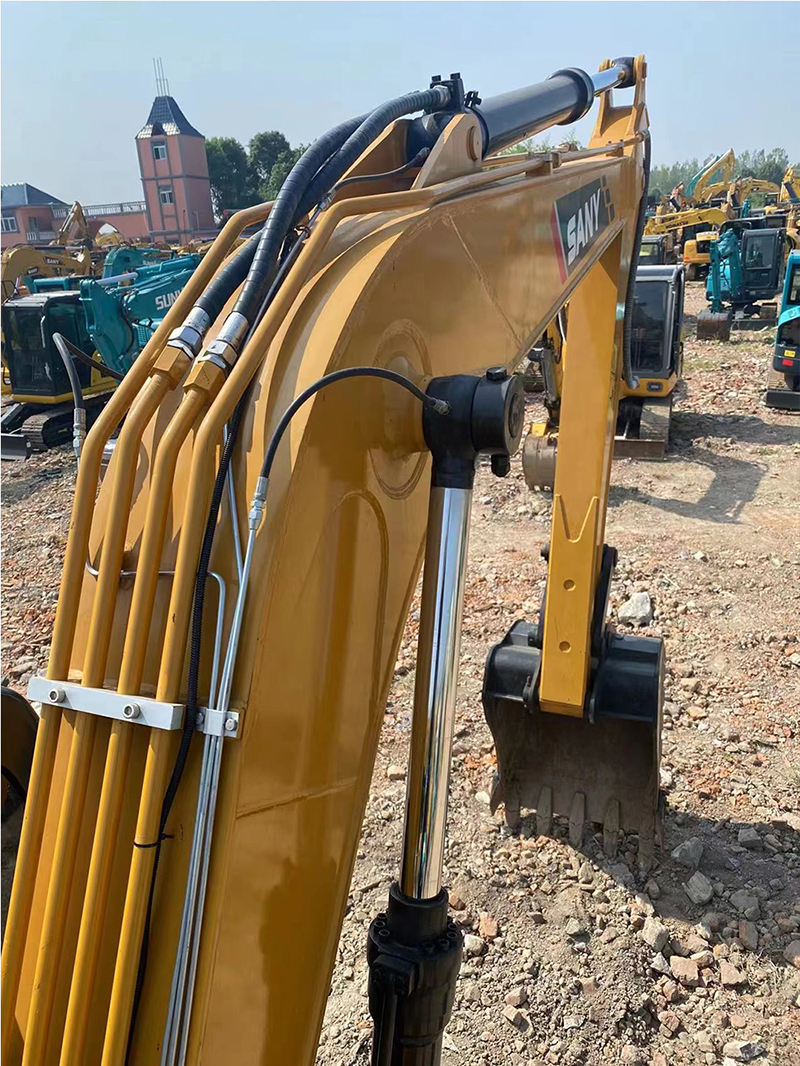 Used SANY SY135 Excavator
