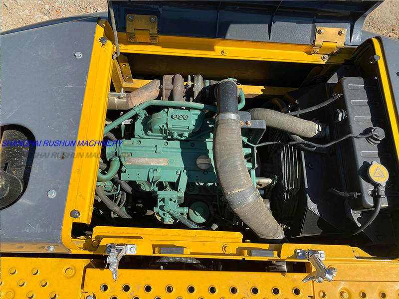 Used VOLVO EC140D Excavator