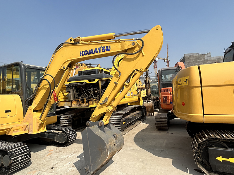 Used KOMATSU PC56 Excavator