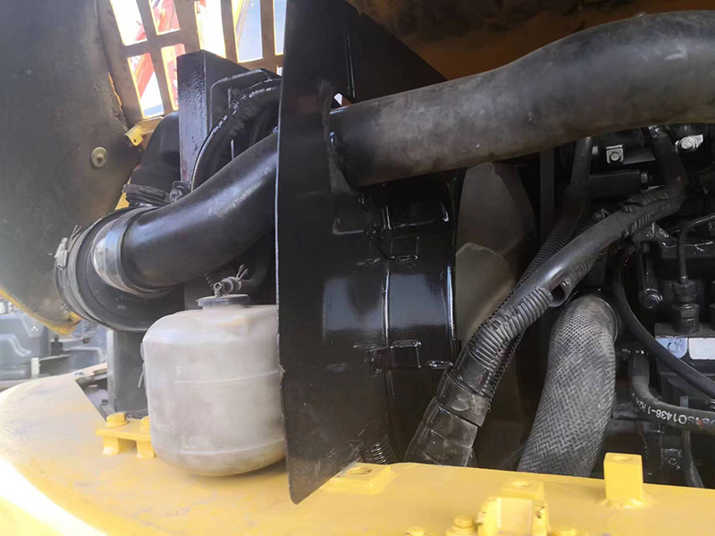 Used KOMATSU PC60-8 Excavator