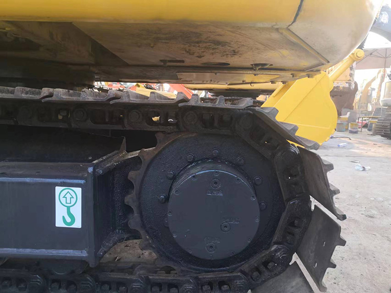 Used KOMATSU PC60-8 Excavator
