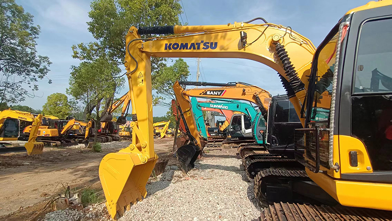 Used KOMATSU PC110-7 Excavator