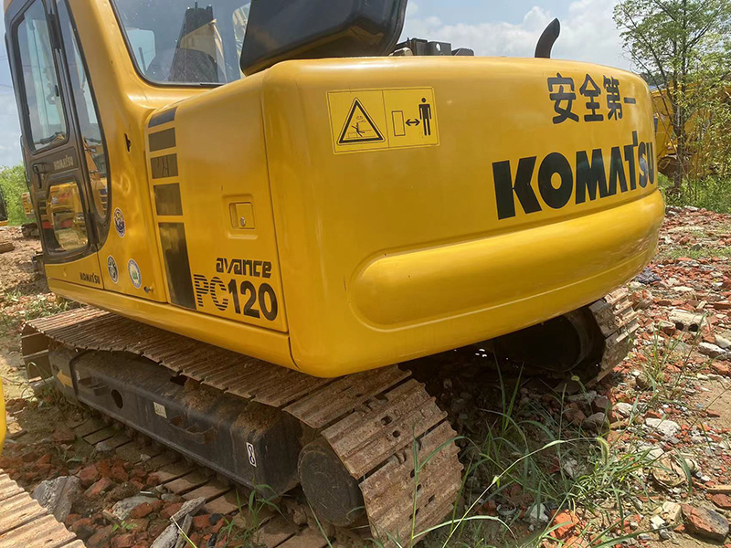 Used KOMATSU PC120-6 Excavator