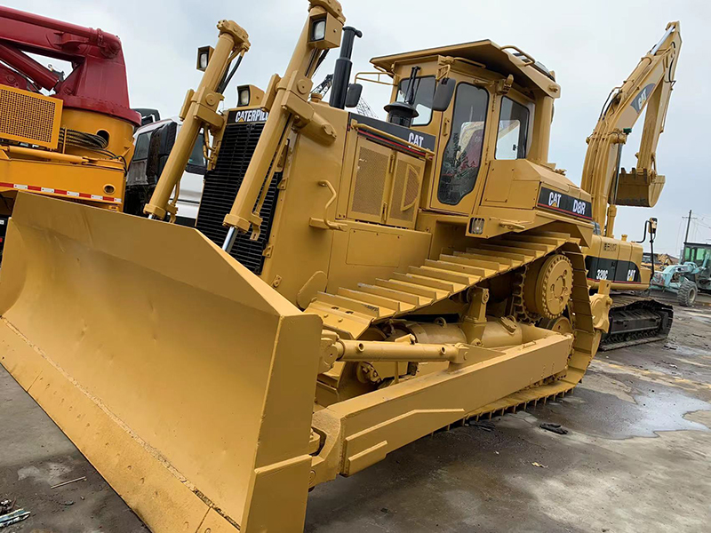 Used CAT D8R Bulldozer