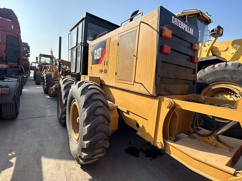 Used CAT 140H Grader