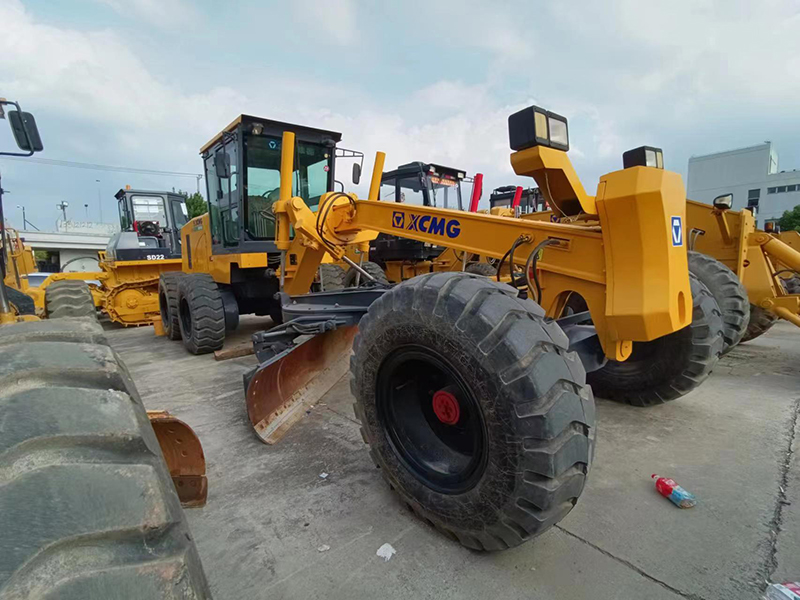 Used XCMG GR180 Grader