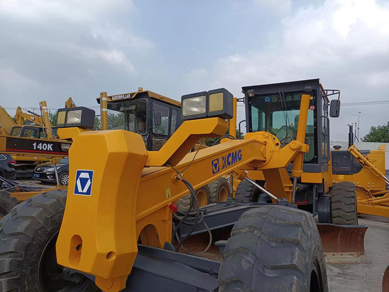 Used XCMG GR180 Grader