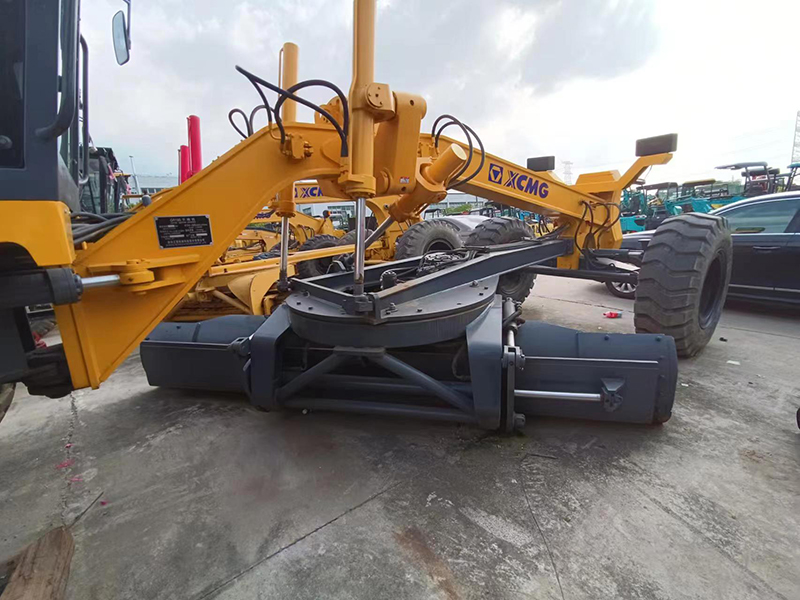 Used XCMG GR180 Grader
