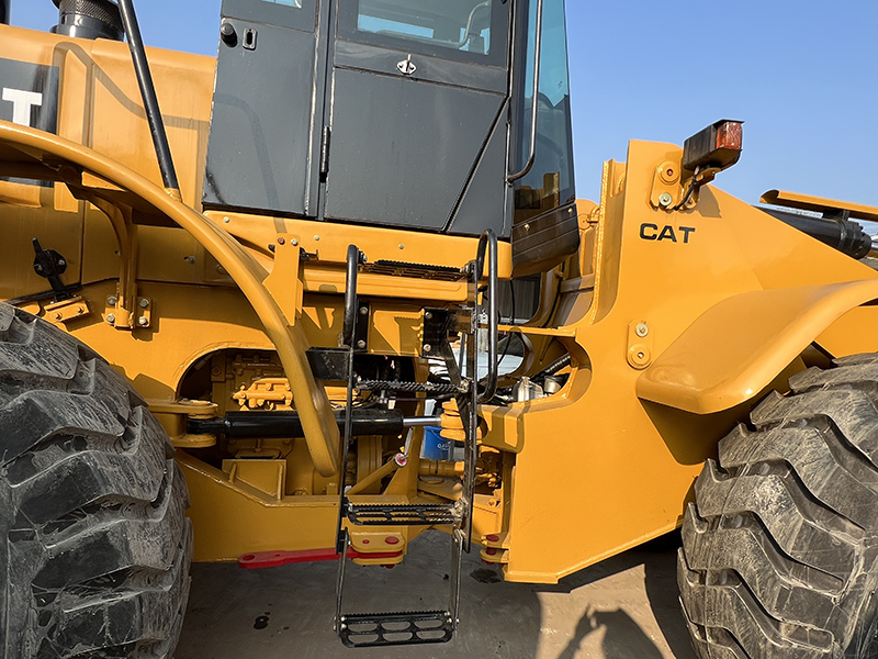 Used CAT 966H Wheel Loader