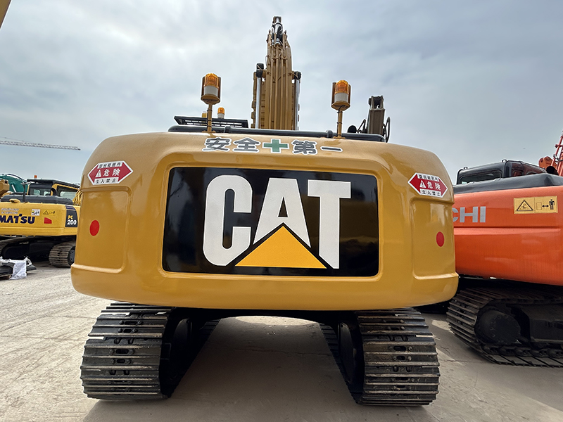 Used CAT 320D Excavator