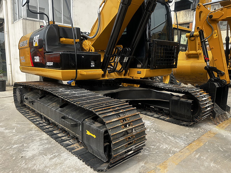 Used CAT 320D2L Excavator