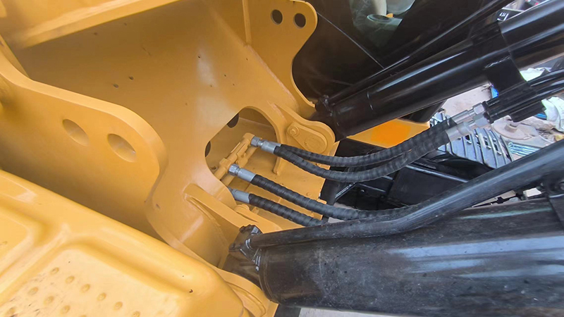 Used CAT 330D Excavator