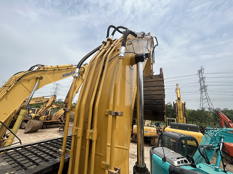 Used CAT 330GC Excavator