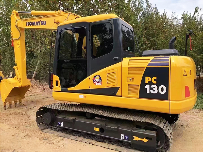 Used KOMATSU PC130-7 Excavator