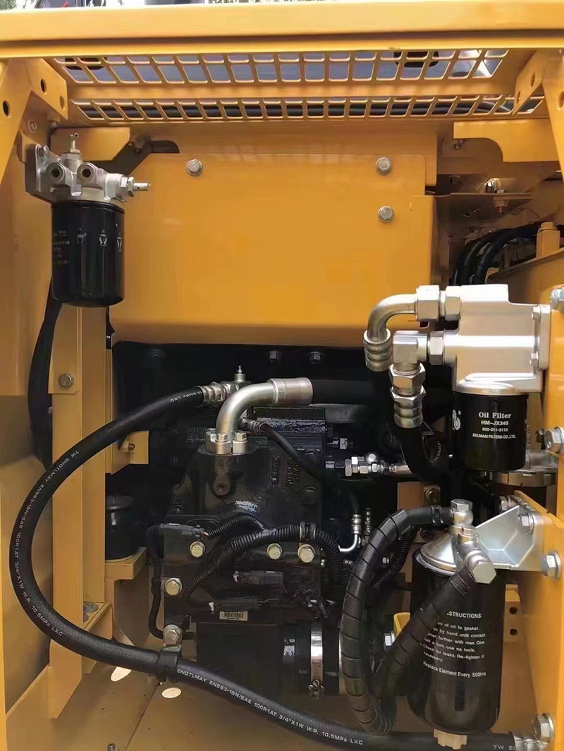 Used KOMATSU PC130-7 Excavator