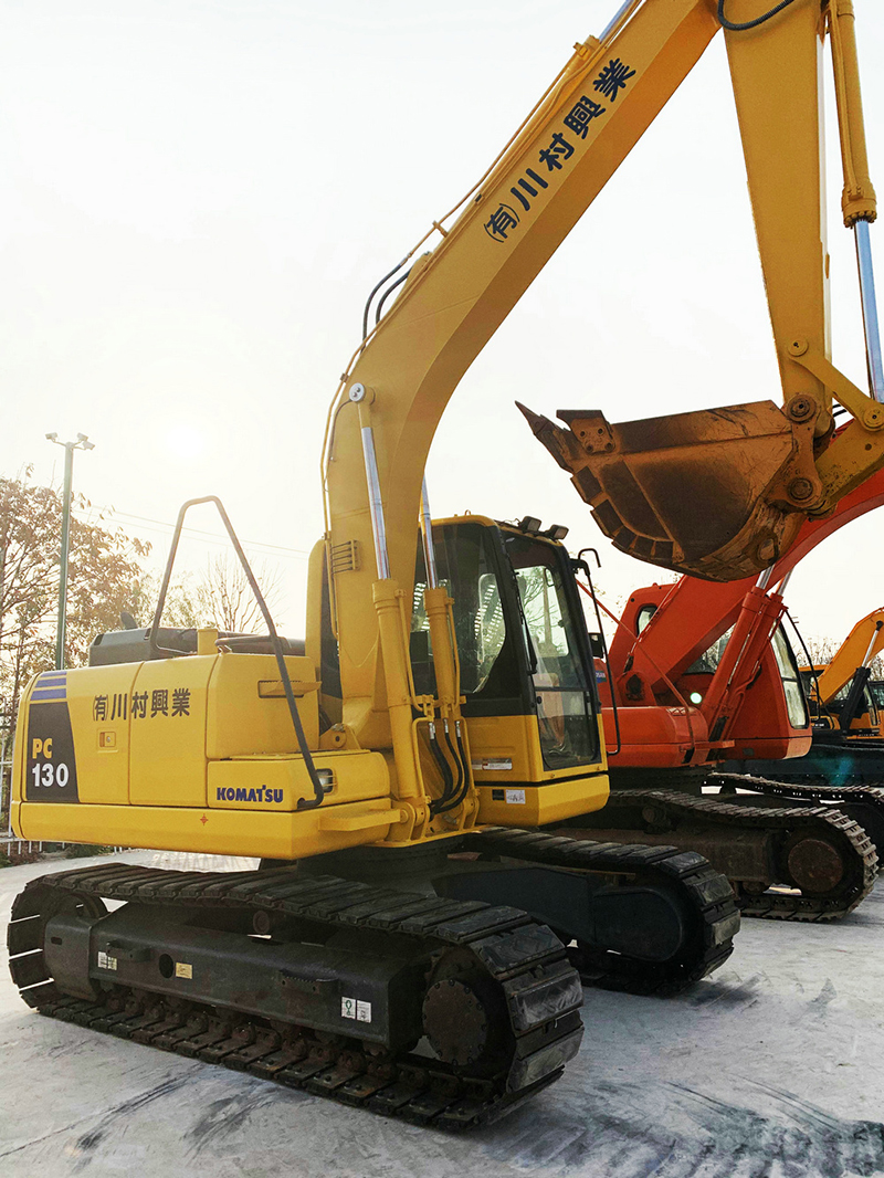 Used KOMATSU PC130-8 Excavator