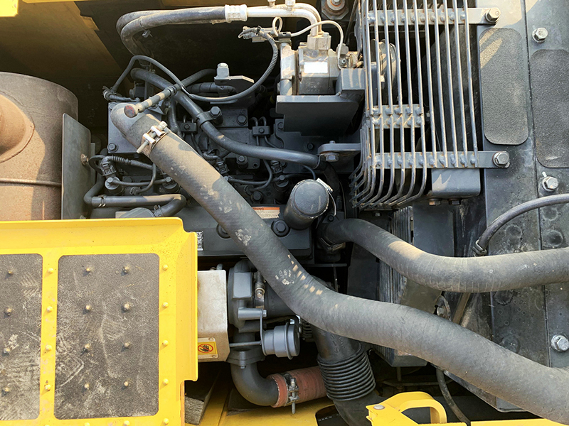 Used KOMATSU PC130-8 Excavator