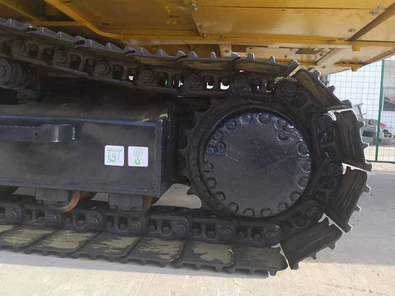 Used KOMATSU PC200-6 Excavator