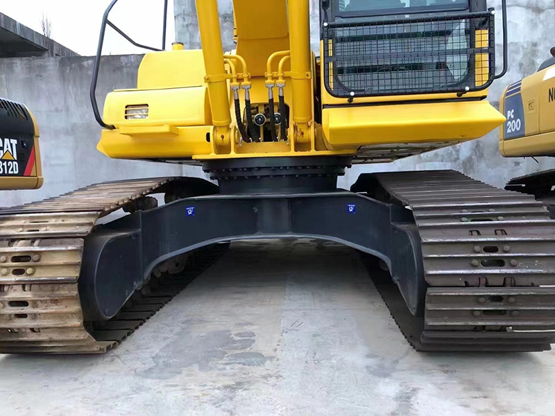 Used KOMATSU PC200-7 Excavator