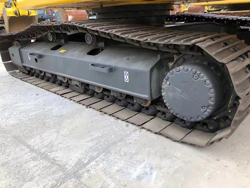 Used KOMATSU PC220-7 Excavator
