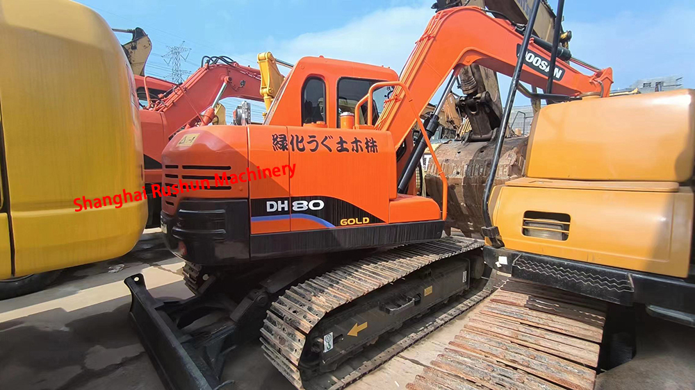 Used DOOSAN DH80 Excavator