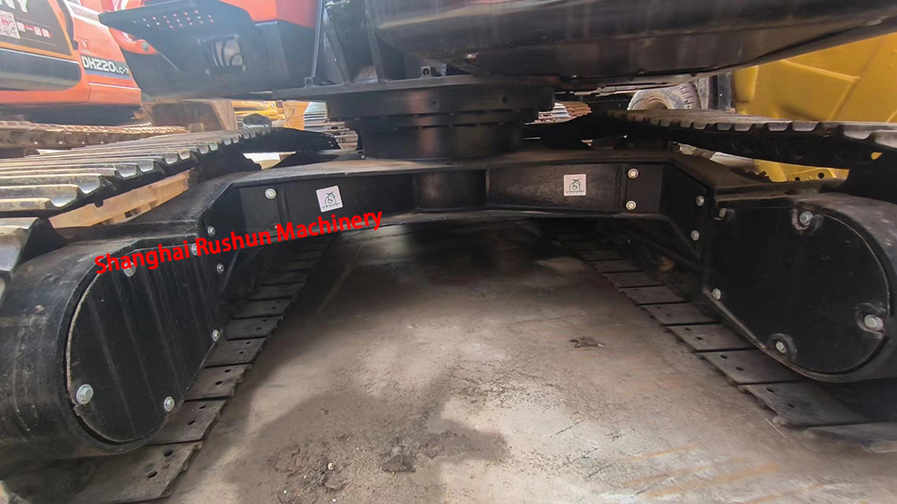 Used DOOSAN DH80 Excavator