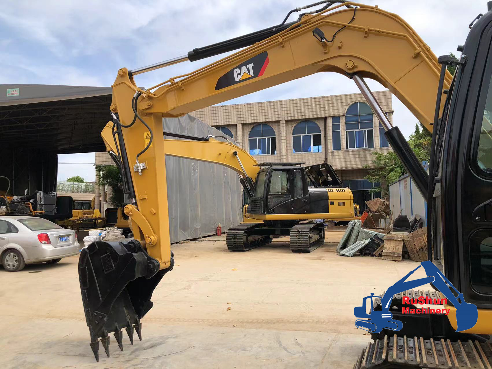 Used CAT307E Excavator