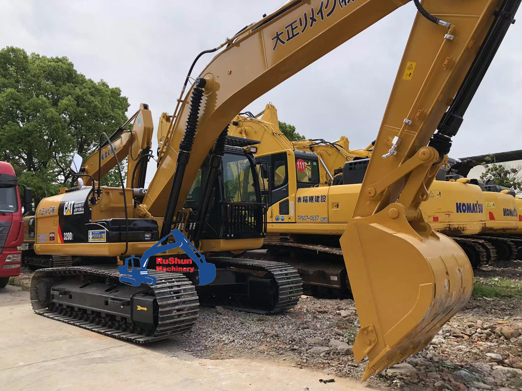 Used CAT 320D2 Excavator
