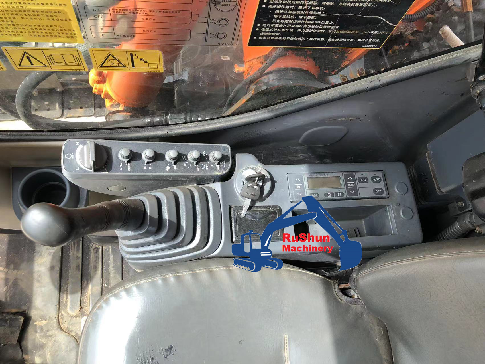 Used HITACHI ZX70 Excavator