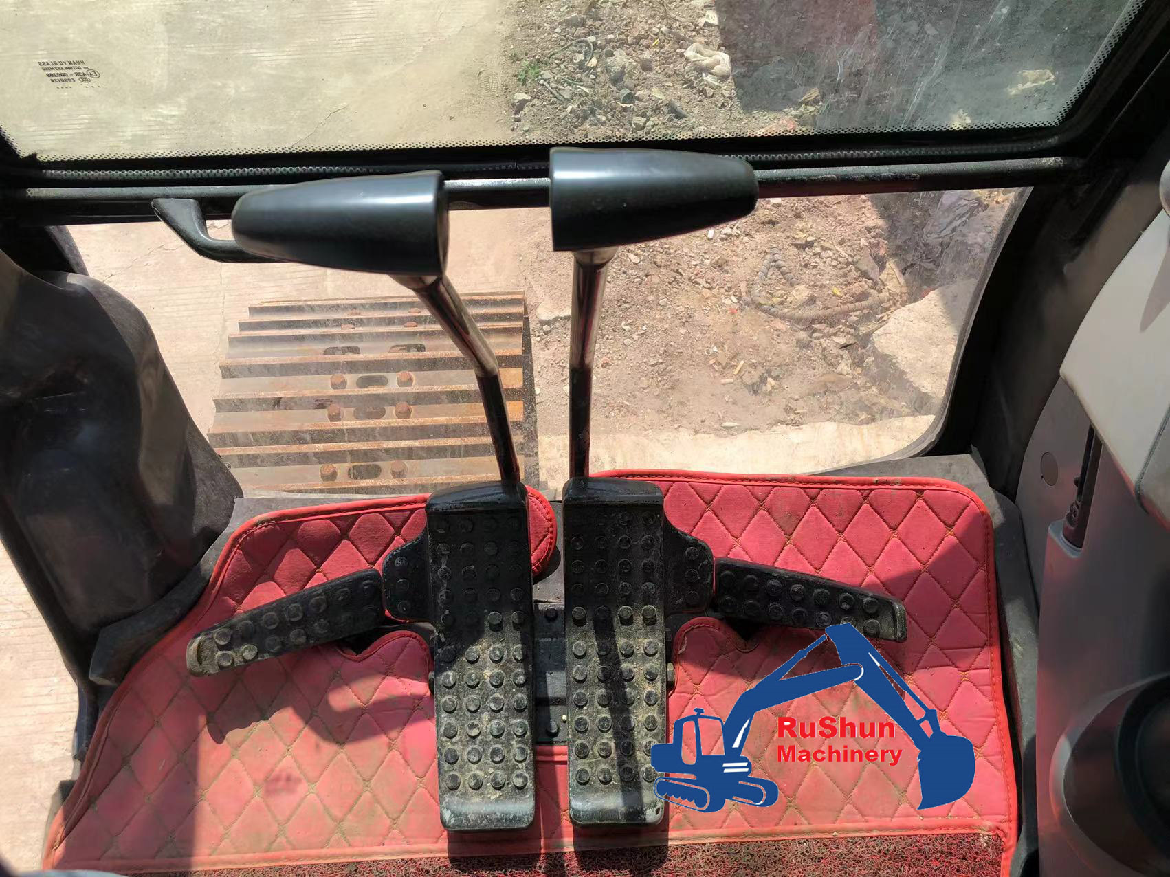 Used HITACHI ZX120 Excavator