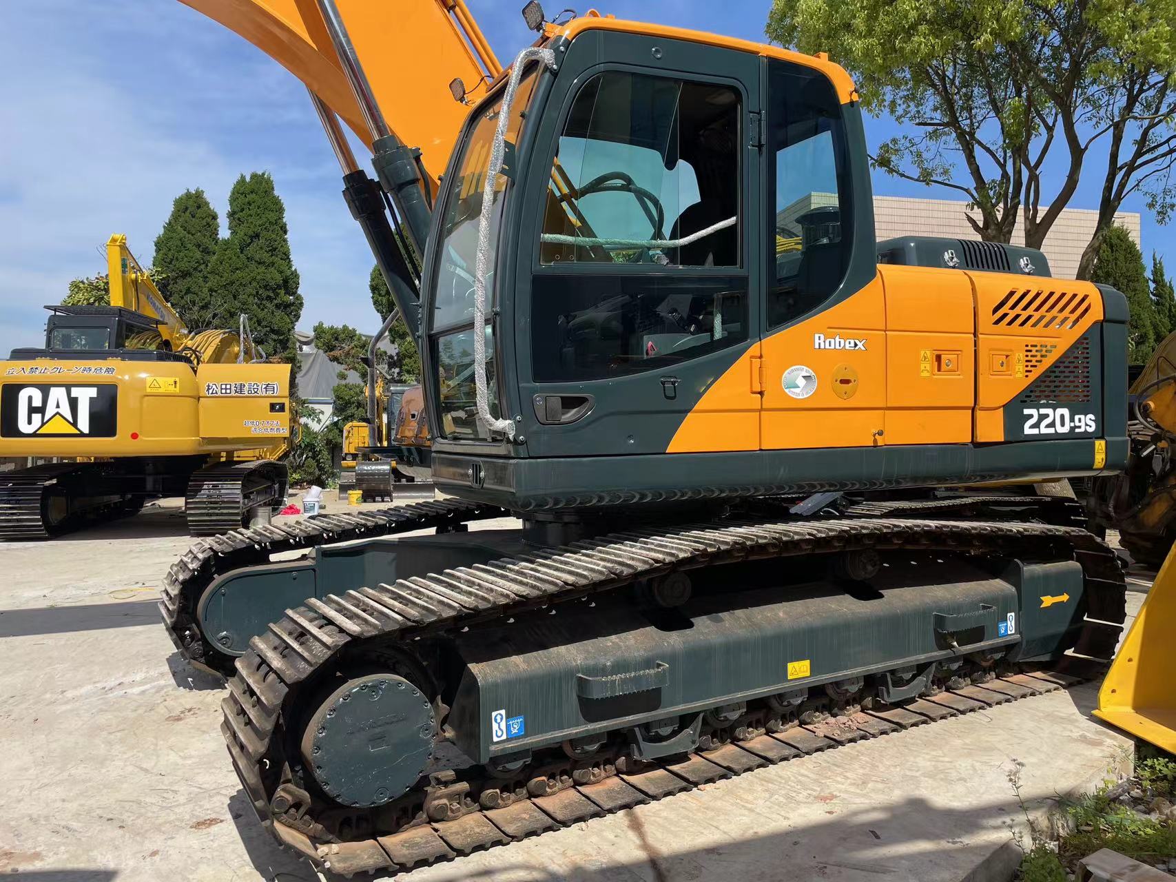 Used HYUNDAI 220gs Excavator