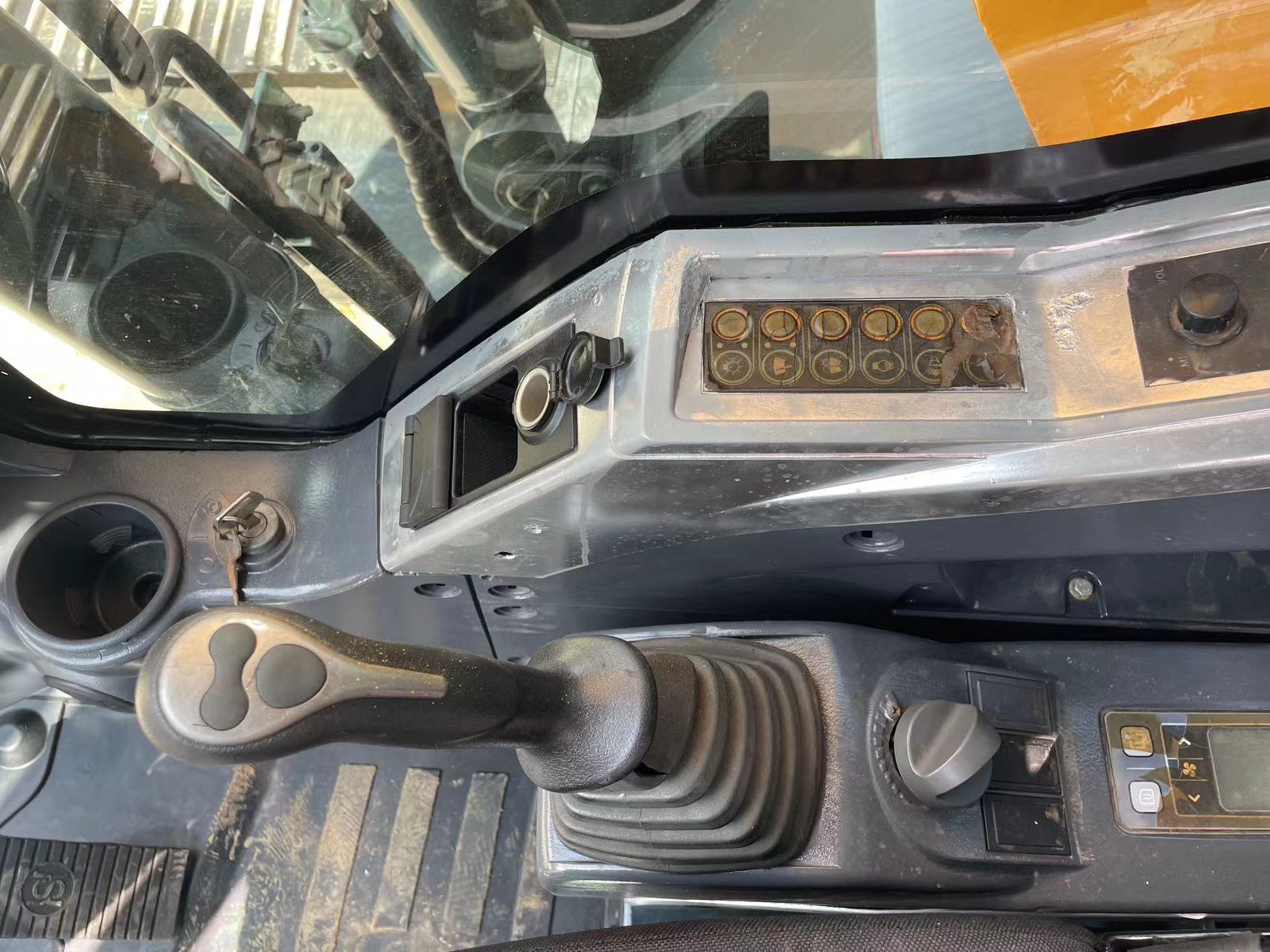 Used HYUNDAI 220gs Excavator