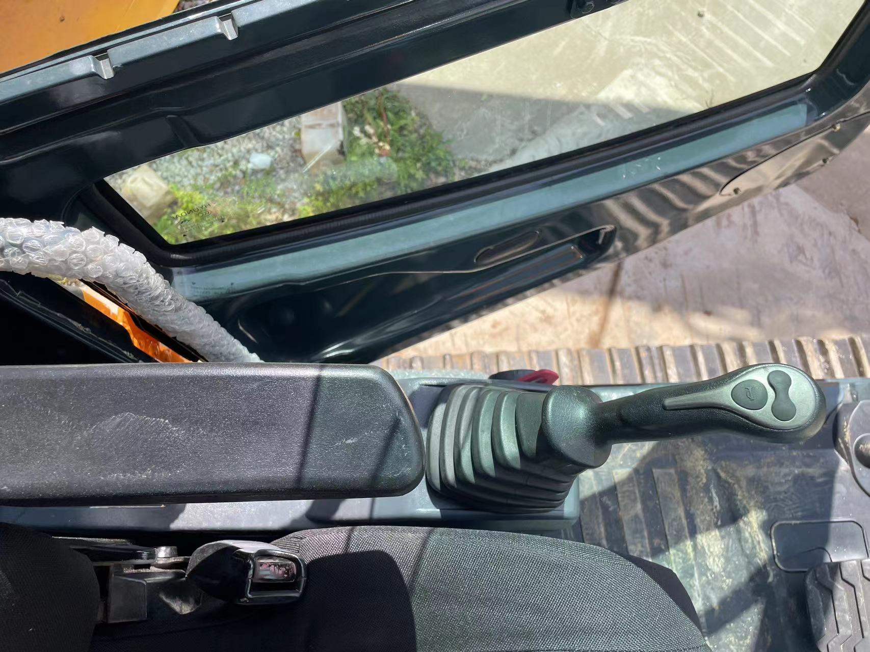Used HYUNDAI 220gs Excavator