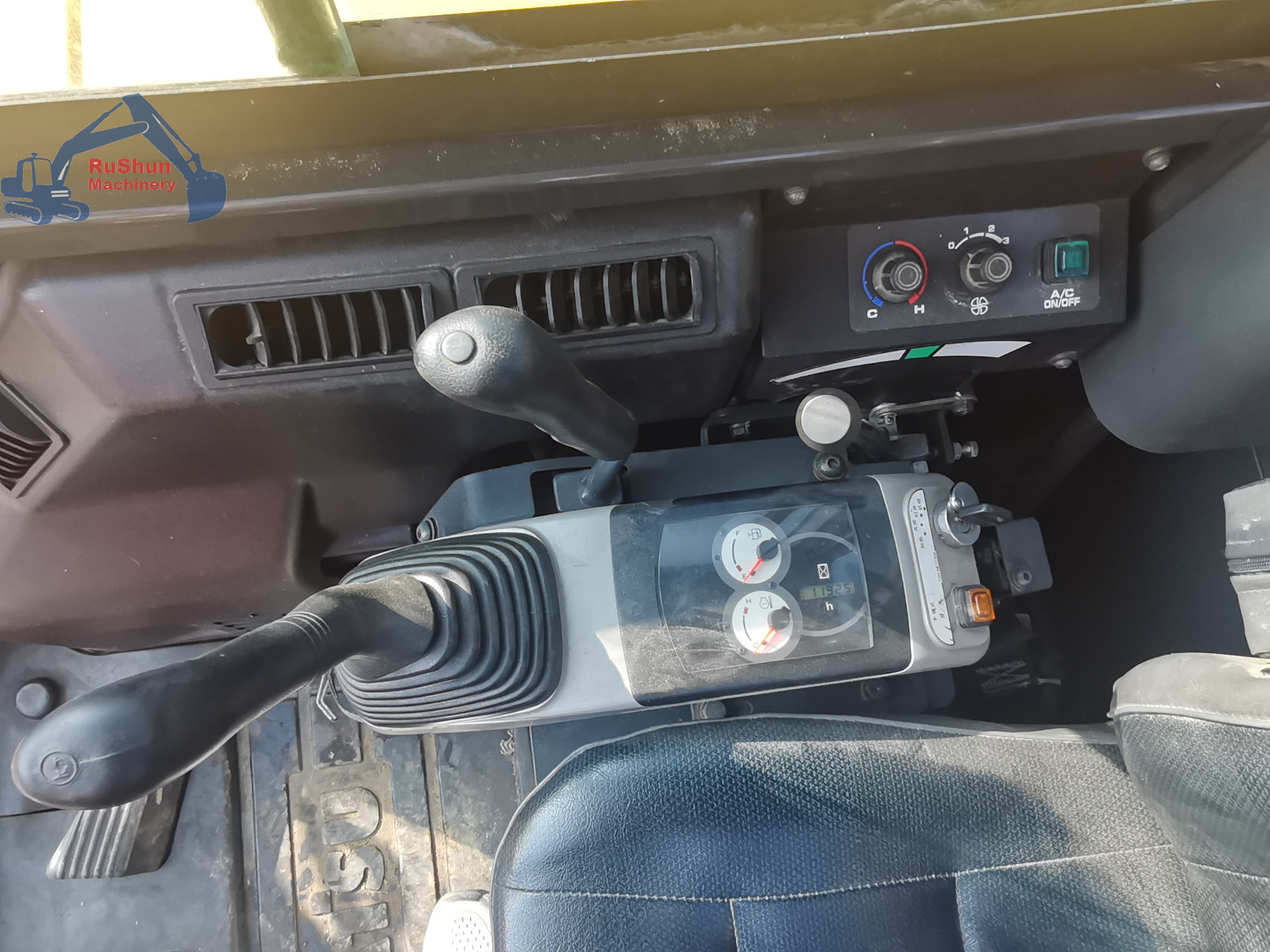 Used KOMATSU PC56 Excavator