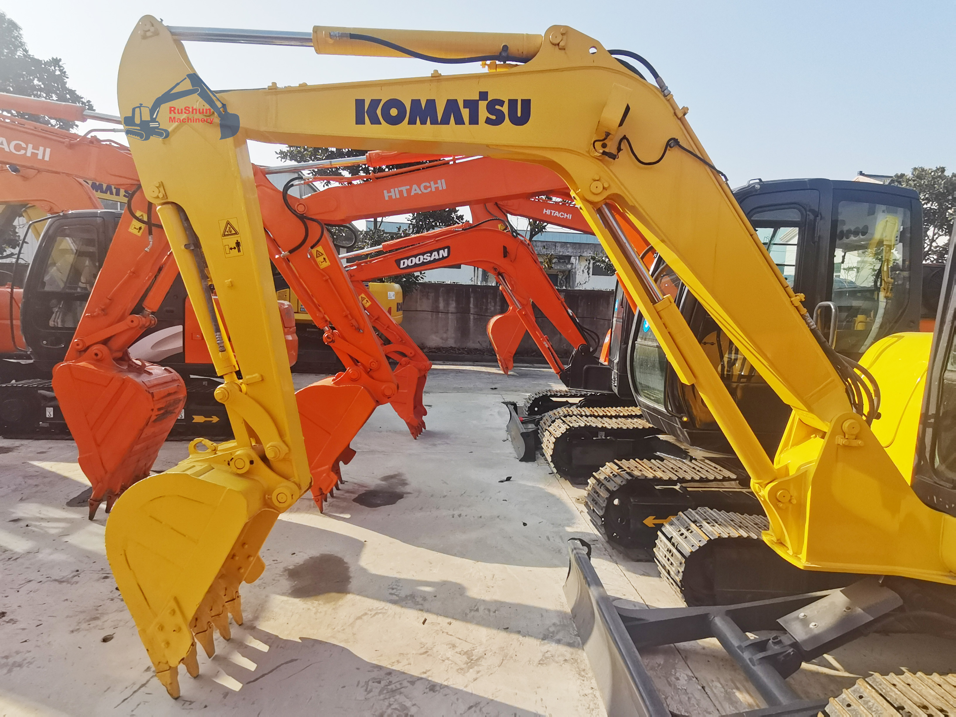 Used KOMATSU PC56 Excavator