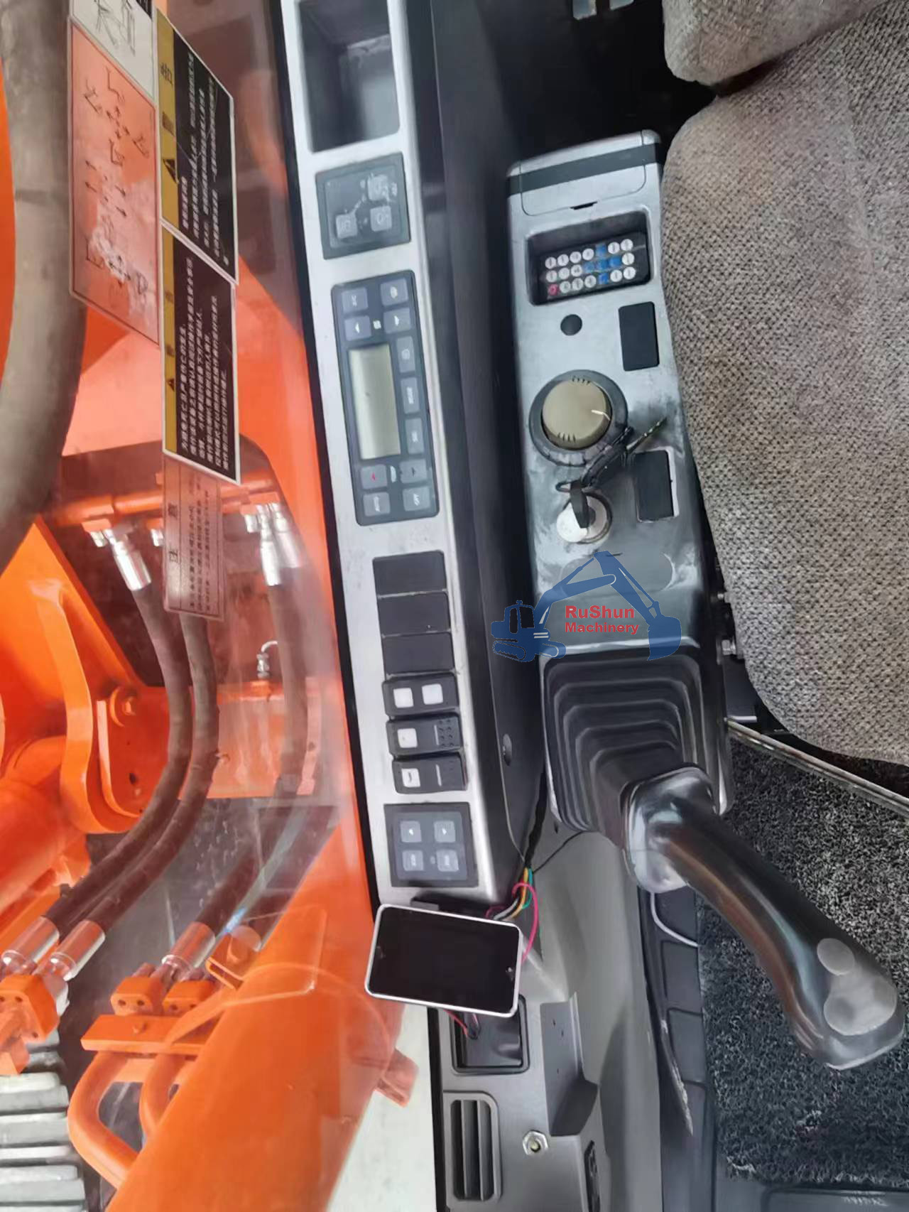 Used DOOSAN DX225LC Excavator