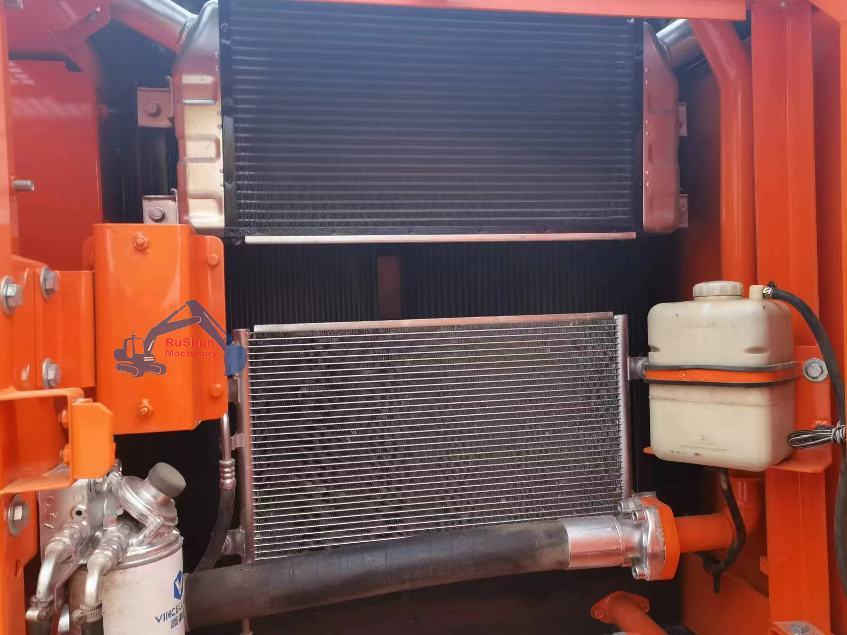 Used DOOSAN DX225LC Excavator